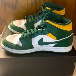 Air Jordan 11 Sonics Mid
